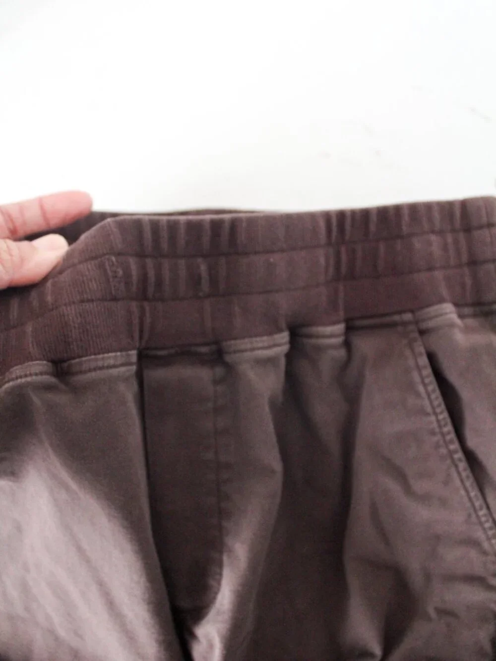 Anthropologie x Varley Cuffed Pants Size Medium - Picture 4 of 8